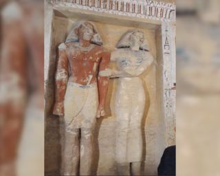 These statues appear to show Wahtye and his wife whose name is "Nin Winit Ptah."
