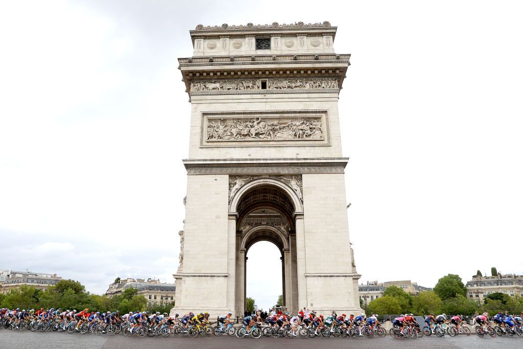 PARIS FRANCE JULY 23 Jonas Vingegaard of Denmark and Team JumboVisma Yellow Leader Jersey Giulio Ciccone of Italy and Team LidlTrek Polka Dot Mountain Jersey and a general view of the peloton passing close The Arc de Triomf during the stage twentyone of the 110th Tour de France 2023 a 11 51km stage from SaintQuentinenYvelines to Paris UCIWT on July 23 2023 in Paris France Photo by Michael SteeleGetty Images