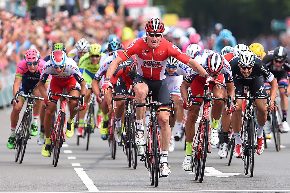 Andr&eacute; Greipel (Lotto Soudal) wins the bunch kick at the Eneco Tour