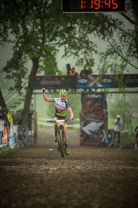Gunn-Rita Dahle Flesjaa (Multivan Merida) wins in Saalhausen