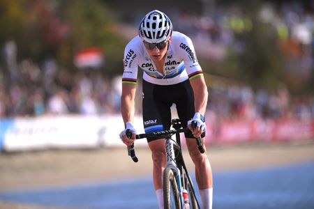 Mathieu van der Poel (Corendon-Circus) has the rainbow stripes on his European champion's jersey