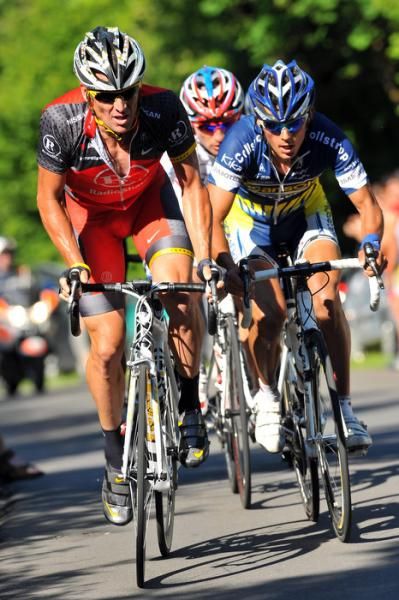 Lance Armstrong (RadioShack) and Bjorn Leukemans (Vacansoleil)