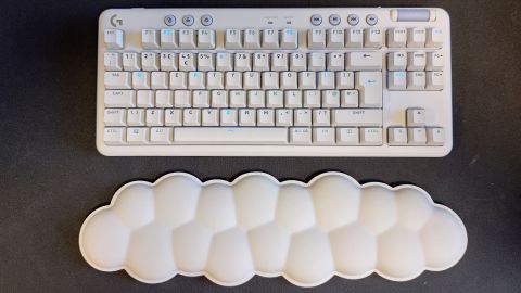 The Logitech G715 top down with wrist rest.