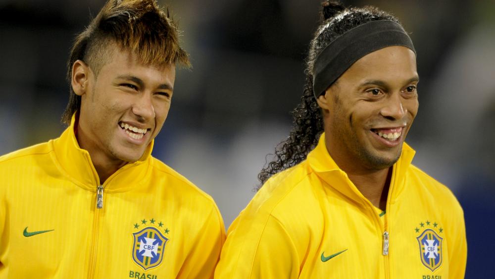 Neymar is my heir, says Brazil legend Ronaldinho