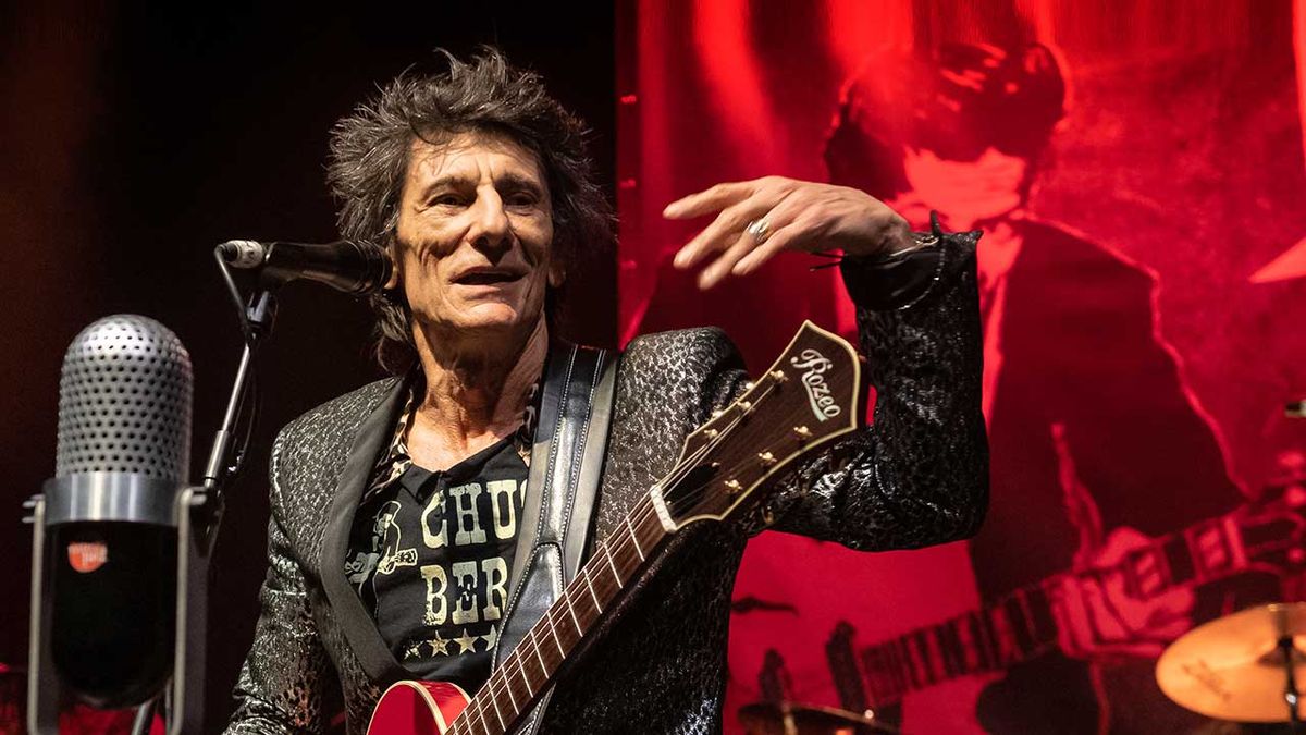 Ronnie Wood onstage at London&#039;s Shepherd&#039;s Bush Empire