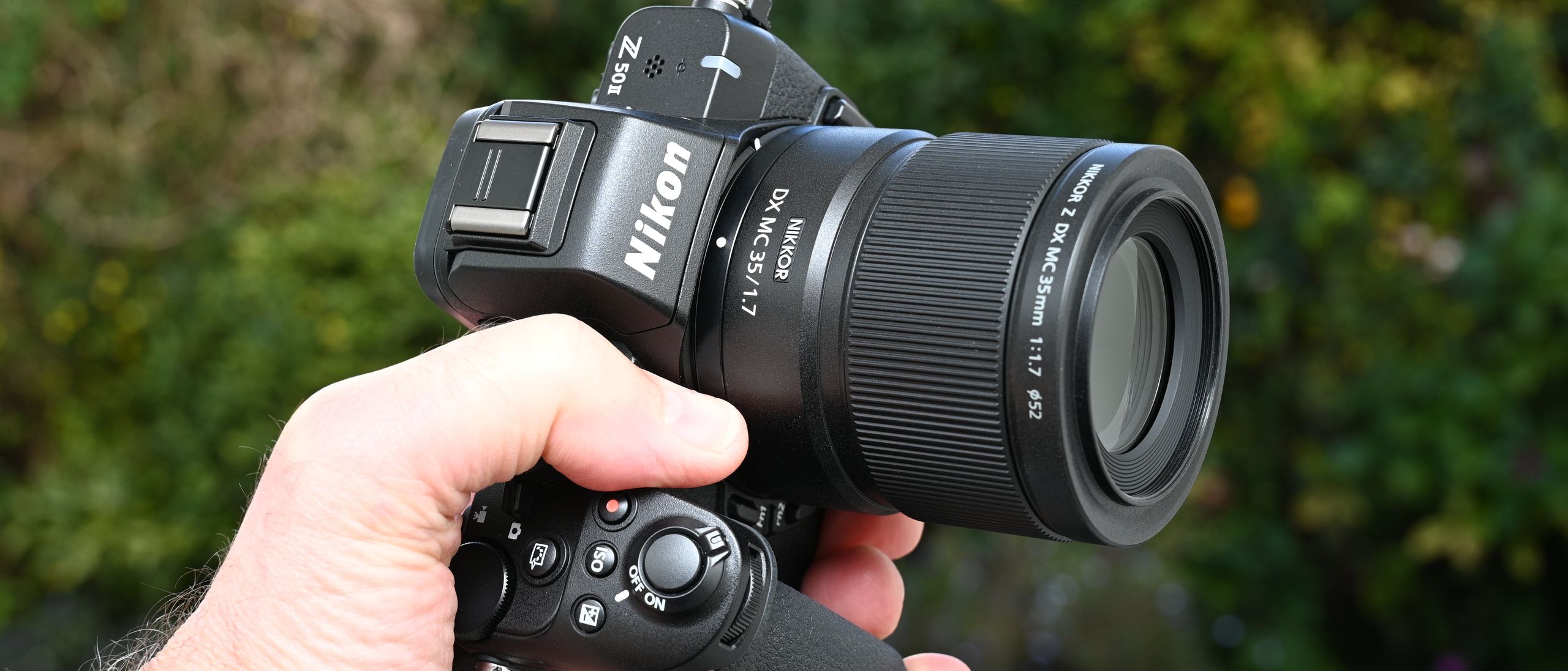 Nikon Z DX MC 35mm f/1.7 review: an APS-C standard prime for everyday shooting and macro photography