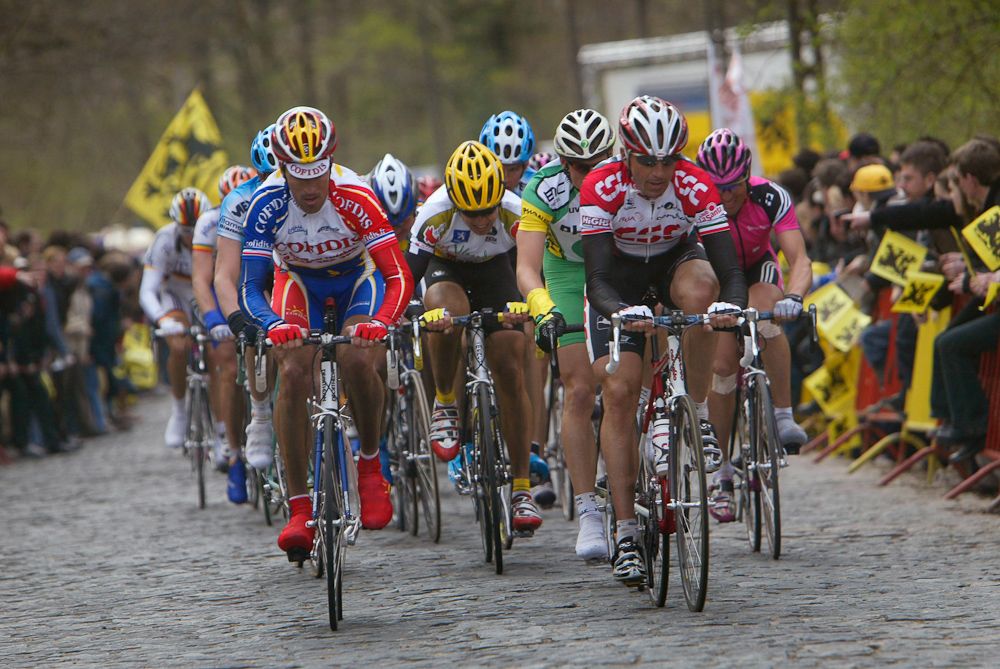 Andrea Tafi (Team CSC) on Bosberg in 2003.