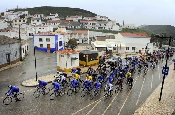 The peloton wasn't interested much in racing