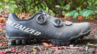 Specialized Recon 3.0 shoe side view