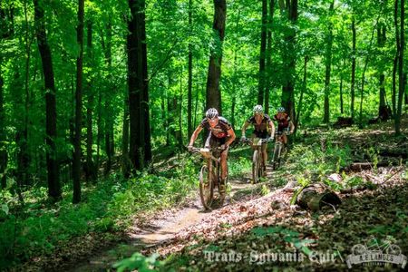 Jeremiah Bishop (Cannondale) and Matthys Buekes went one-two in stage 4.