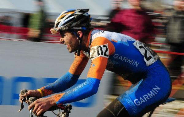Danny Summerhill (Garmin Felt) drilling it on the pavement.