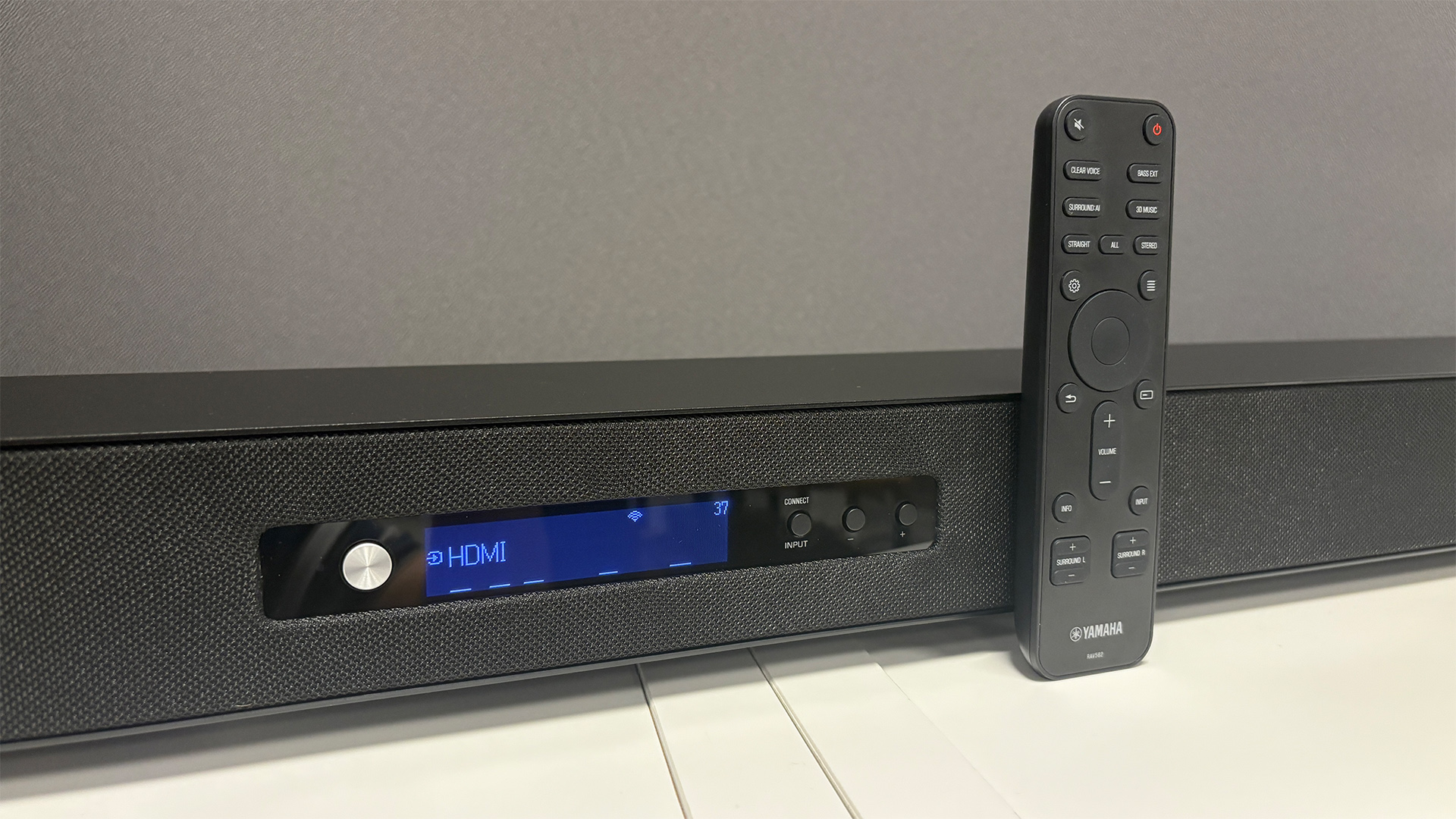 Yamaha True X Surround 90A soundbar package