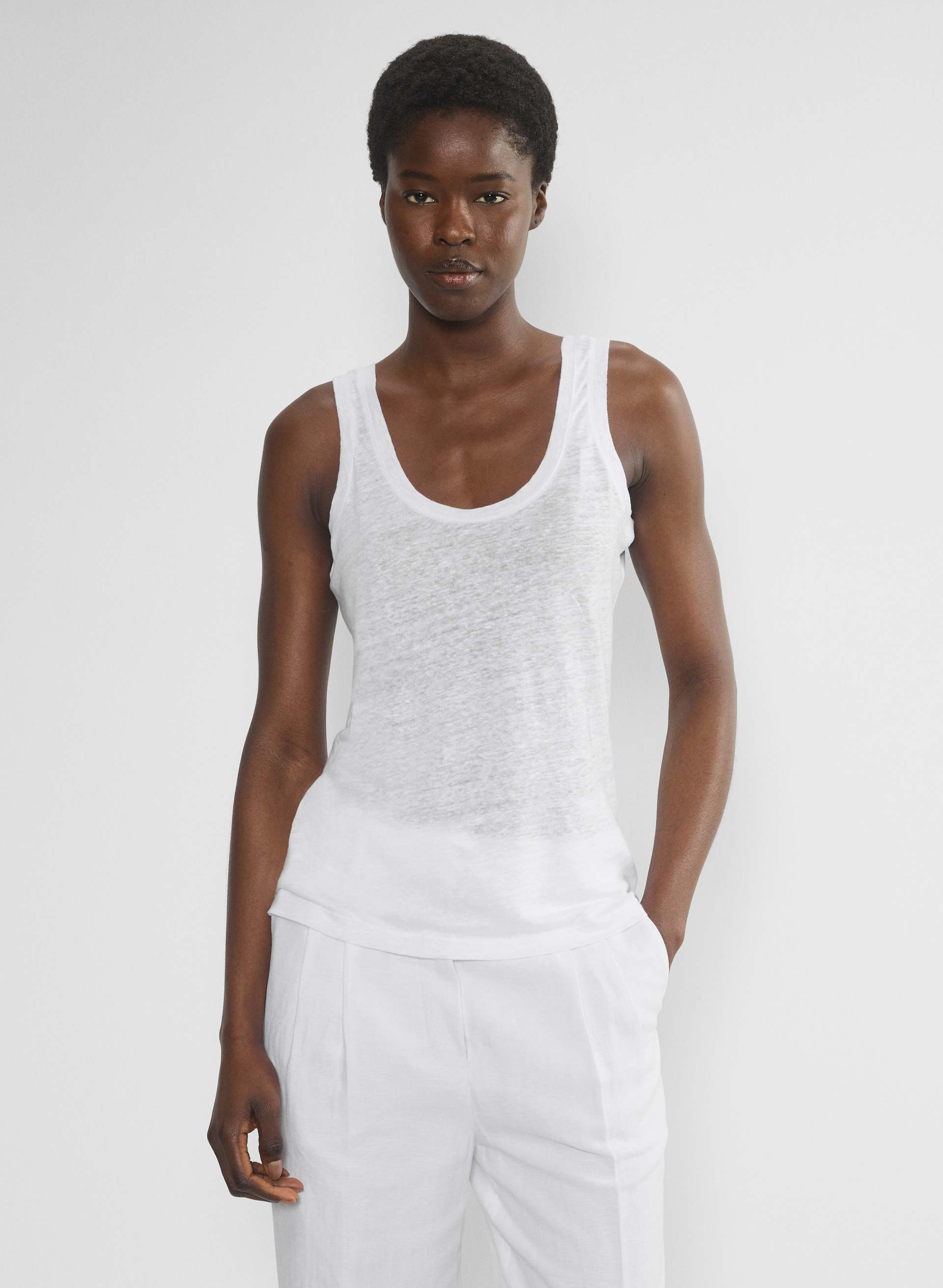 Babaton, Loom Linen Trust Tank