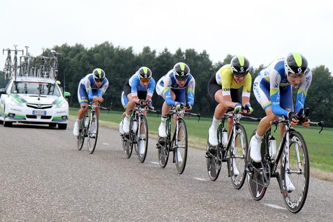 Orica-AIS lost 1:15 to the Specialized team