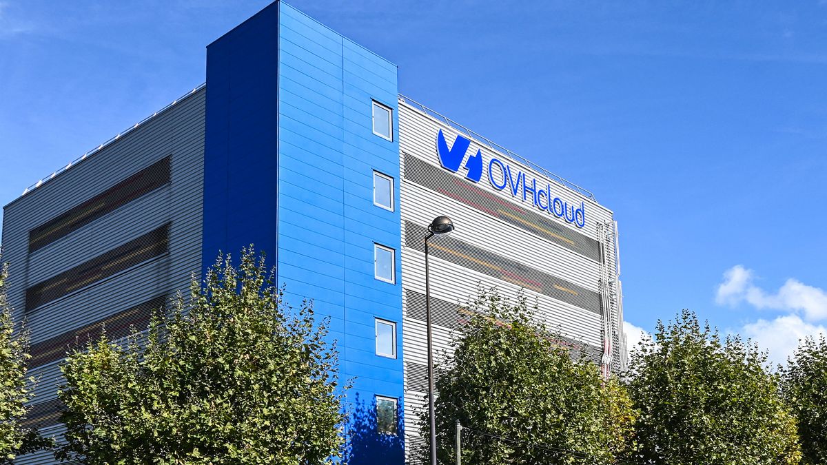 Building and logo of OVHcloud&#039;s HQ in Roubaix