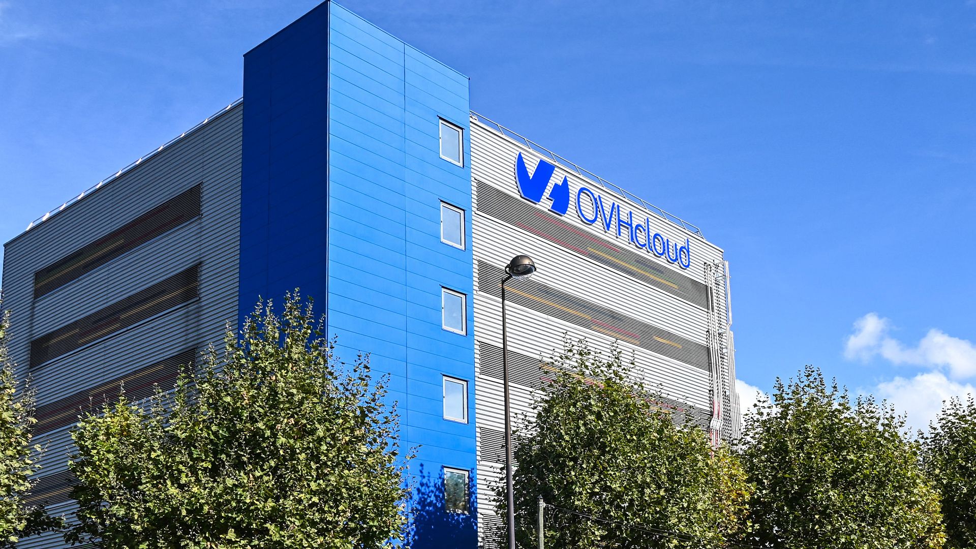 OVHcloud just open sourced its data center liquid cooling system — here ...