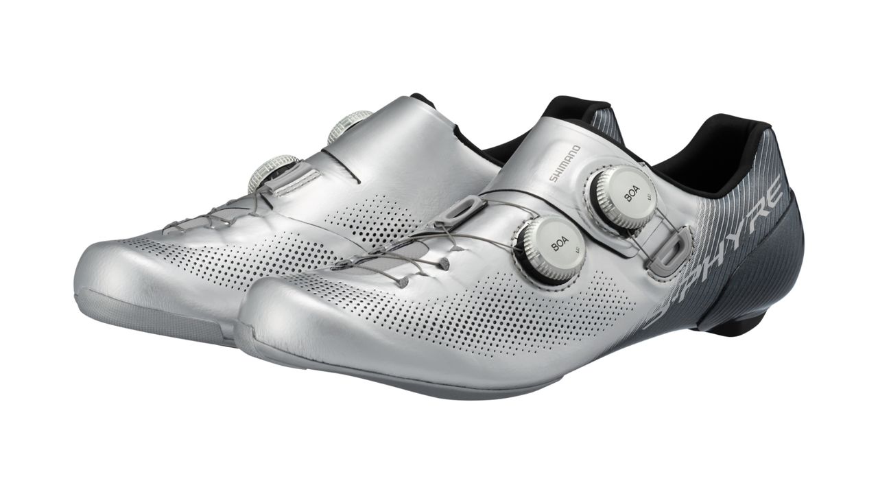 Shimano&#039;s premium road shoe the S-Phyre RC903 in limited-edition silver