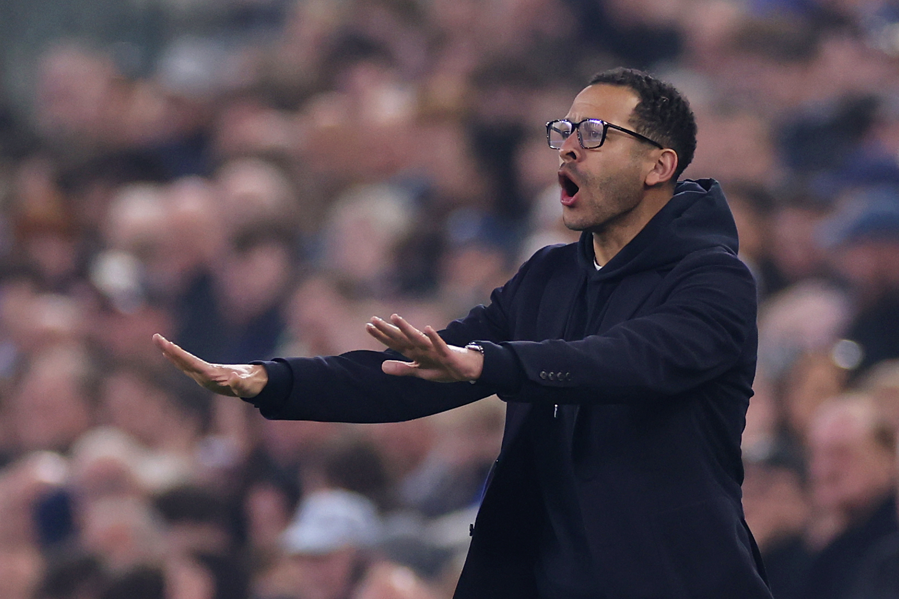 LIVERPOOL, ENGLAND - MARCH 21: Liam Rosenior, Manager of Chelsea, reacts during the Premier League match between Everton and Chelsea at Goodison Park on March 21, 2026 in Liverpool, England. (Photo by Chelsea Football Club/Chelsea FC via Getty Images)