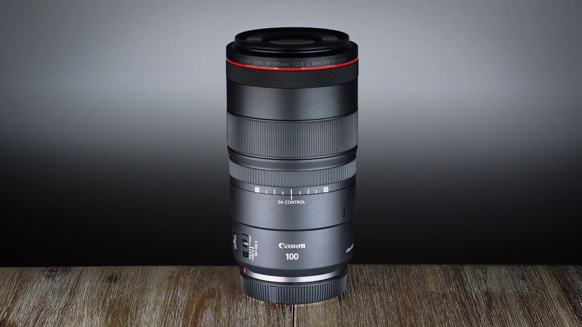 Canon RF 100mm f/2.8L IS USM Macro
