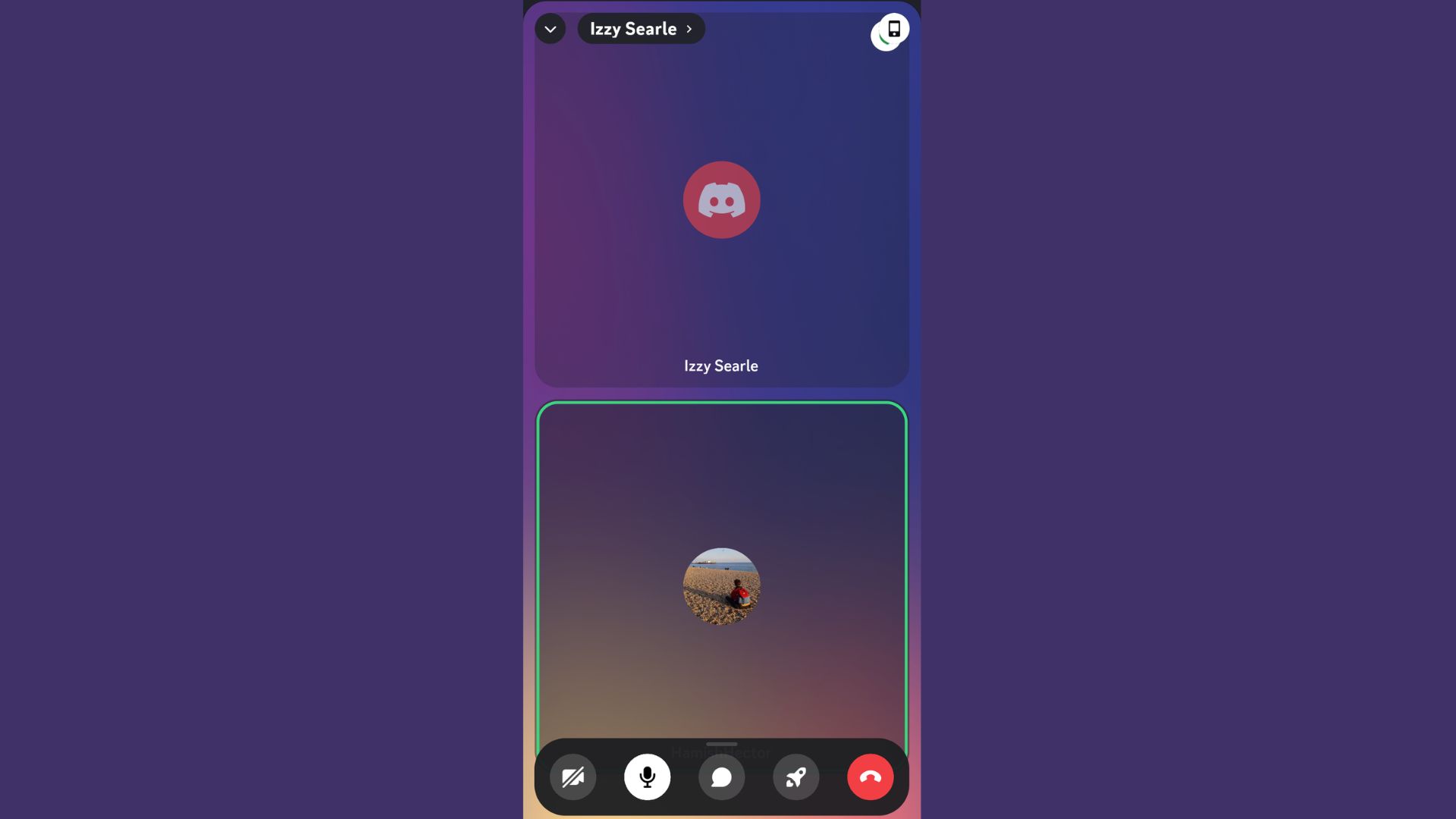 یک اسکرین شات از رابط کاربری ناب تماس جدید در Discord Mobile