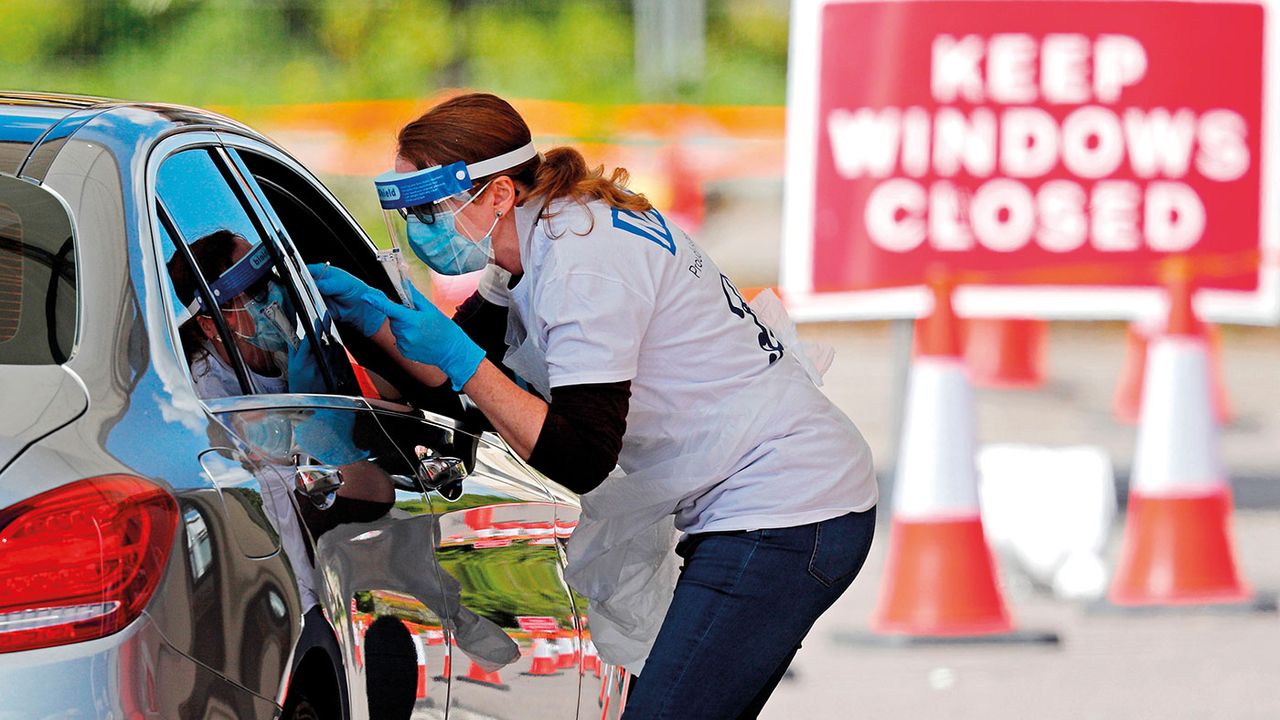 Covid swab test © Getty Images