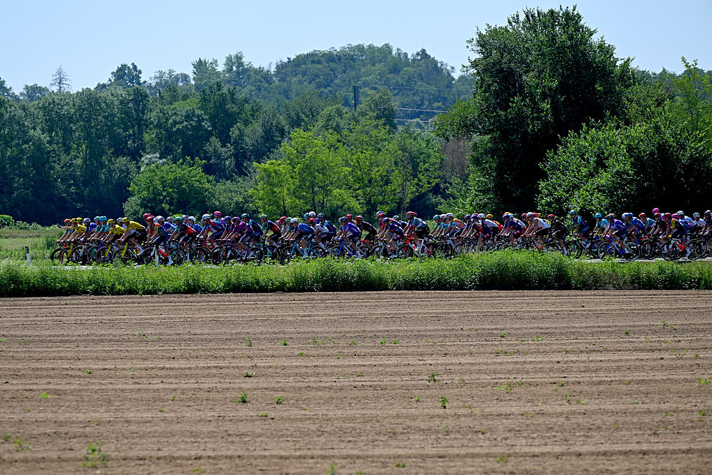PIANCAVALLO, ITALY - MAY 30: A general view of the peloton competing during the 109th Giro d&amp;amp;apos;Italia 2026, Stage 20 a 200km stage from Gemona del Friuli to Piancavallo 1289m / #UCIWT / on May 30, 2026 in Piancavallo, Italy. (Photo by Tim de Waele/Getty Images)