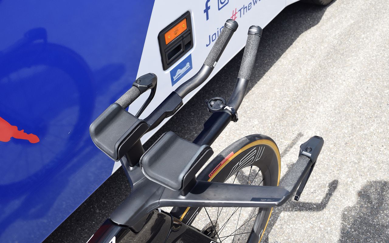 A look at Julian Alaphilippe's cockpit