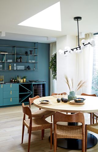 Teal feature wall in a kitchen