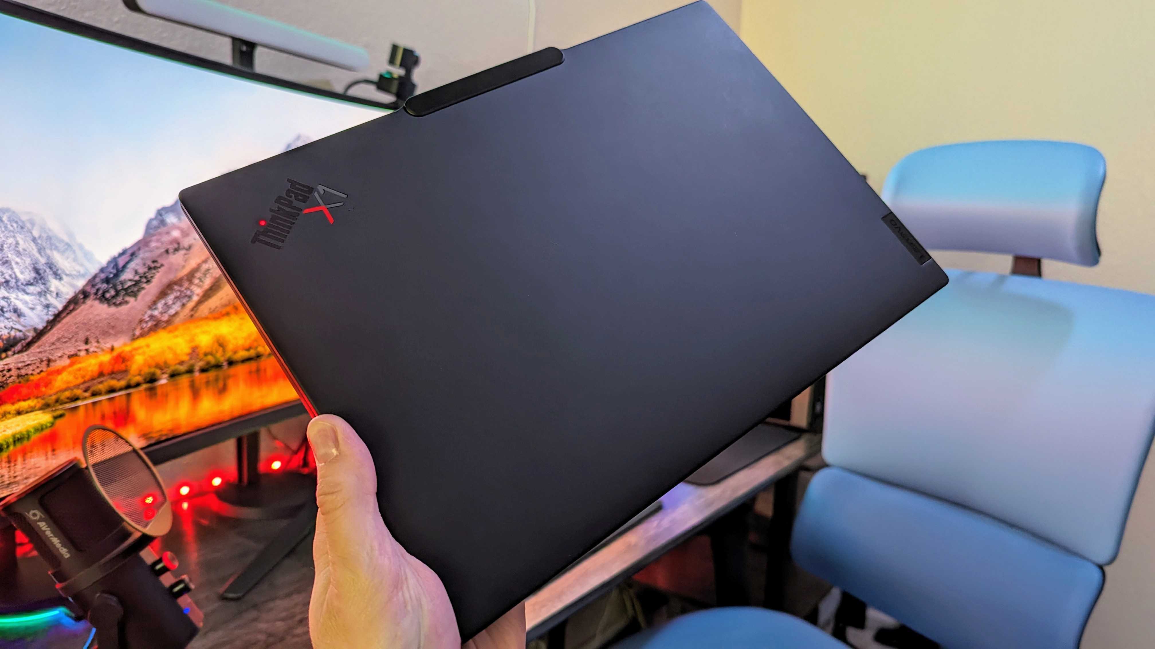 Image of the Lenovo ThinkPad X1 Carbon (Gen 12).