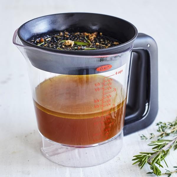 OXO gravy jug with fat separator