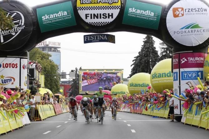 Theo Bos (Belkin) wins stage 3