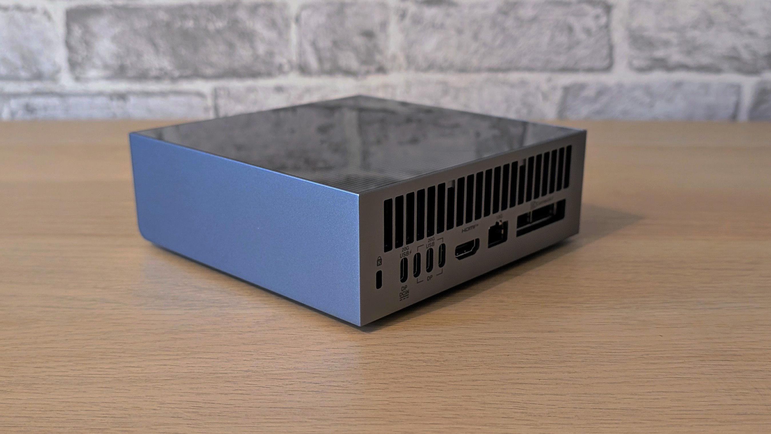 The Asus Ascent GX10 on a desk