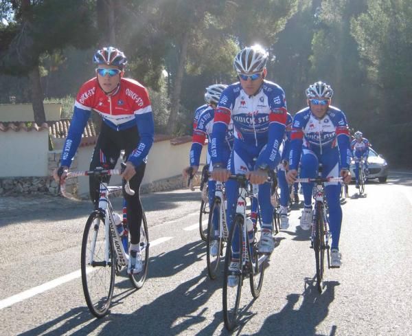 Niki Terpstra takes his turn on the front.