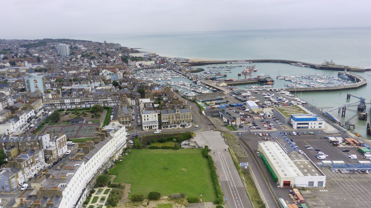 Aerial photos of Ramsgate in the UK taken on the FIMI X8 Mini