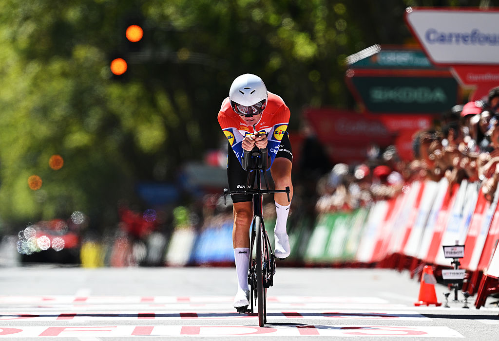 VALLADOLID, SPAIN - SEPTEMBER 11: Daan Hoole of Netherlands and Team Lidl - Trek crosses the finish line during the La Vuelta - 80th Tour of Spain 2025, Stage 18 a 12.2km individual time trial stage from Valladolid to Valladolid / Stage shortened for safety reasons / #UCIWT / on September 11, 2025 in Valladolid, Spain. (Photo by Dario Belingheri/Getty Images)