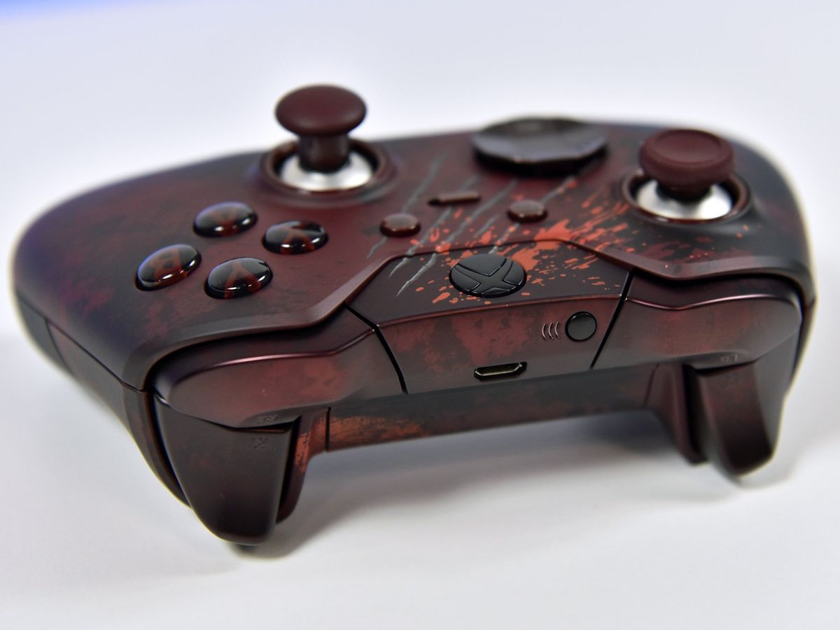 Reviewing the amazing Limited Edition Xbox Elite Gears of War ...