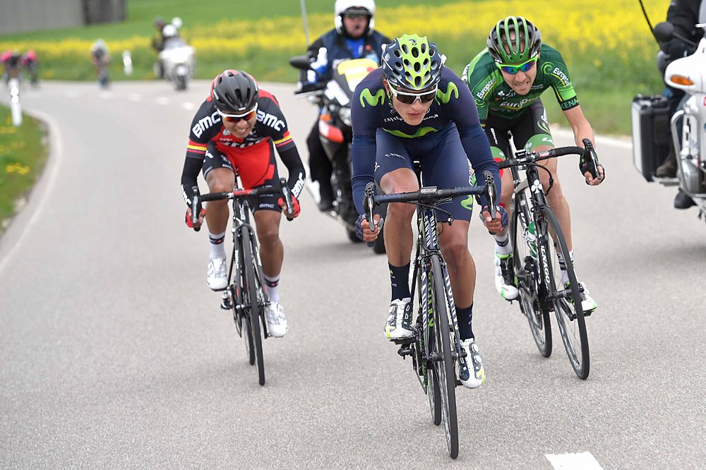 The gap starts to build for the breakaway