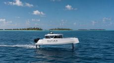 Navier N30 Hydrofoil in the Maldives