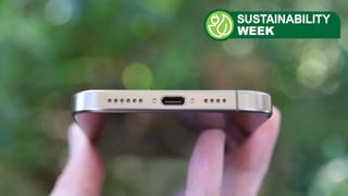 iPhone 16 Pro USB-C port