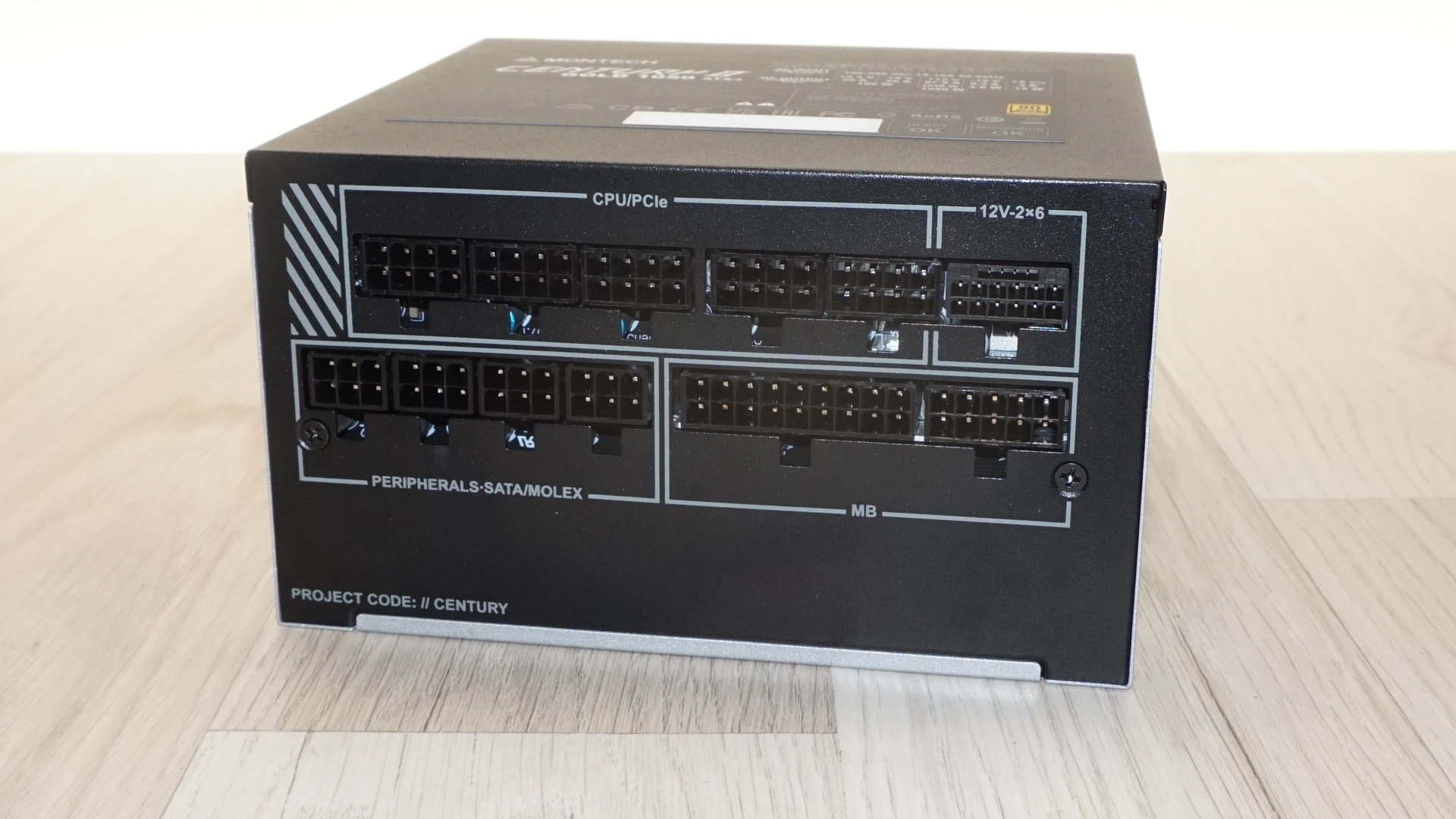Montech Century II Gold 1050W ATX 3.1