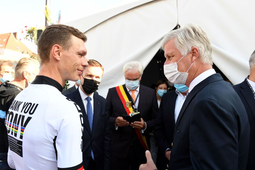 BRUGES BELGIUM SEPTEMBER 22 LR Tony Martin is congratulated by David Lappartient of France President of the Union Cycliste Internationale UCI and His Majesty the King Philippe of Belgium after the 94th UCI Road World Championships 2021 Team Time Trial Mixed Relay a 445km race from KnokkeHeist to Bruges the day cyclist Tony Martin of Germany withdraws from professional cycling flanders2021 TT on September 22 2021 in Bruges Belgium Photo by Simon Wilkinson PoolGetty Images