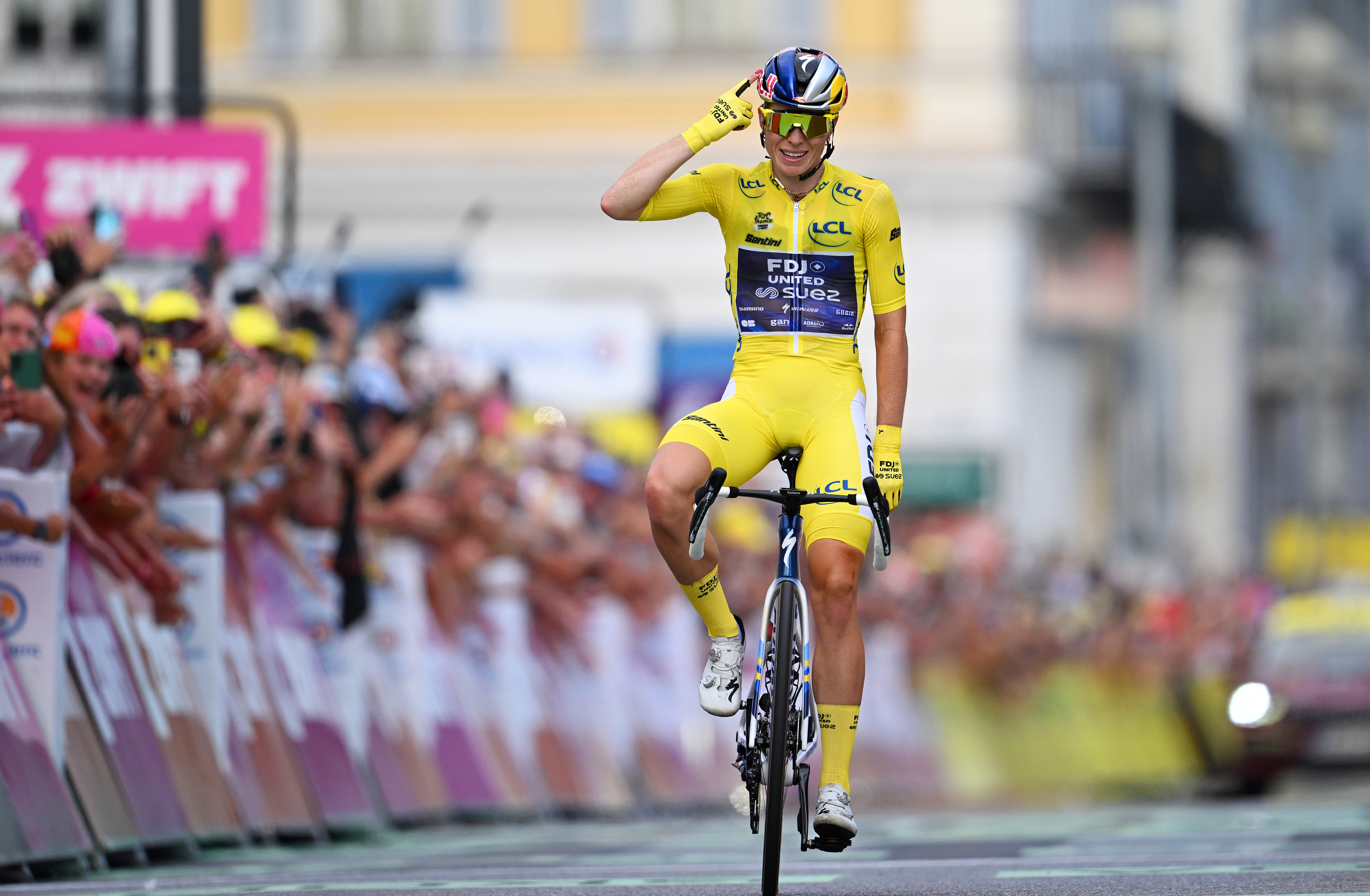 Demi Vollering of Netherlands and Team FDJ United - SUEZ - Yellow Leader Jersey celebrates at finish line as stage and final overall race winner during the 5th Tour de France Femmes 2026, Stage 9 a 99.2km stage from Nice to Nice