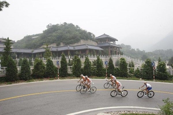 Dutch riders take in the views
