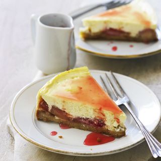 Rhubarb and Ginger Cheesecake