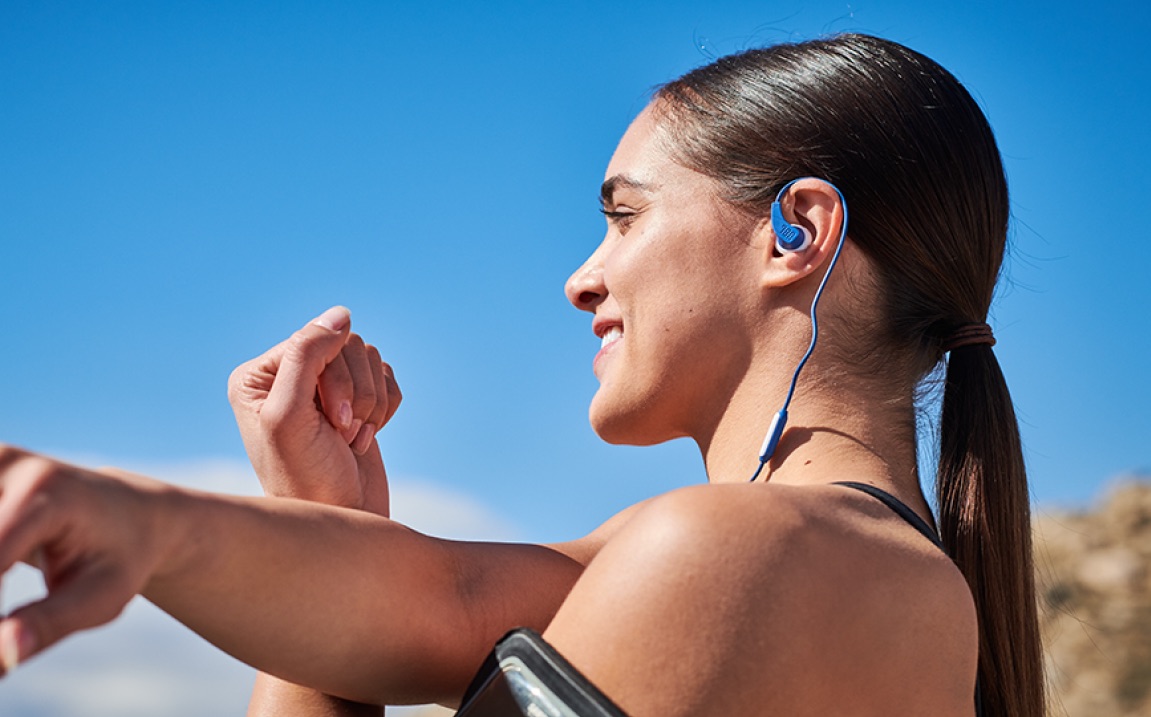 best cheap earbuds: JBL Endurance Run