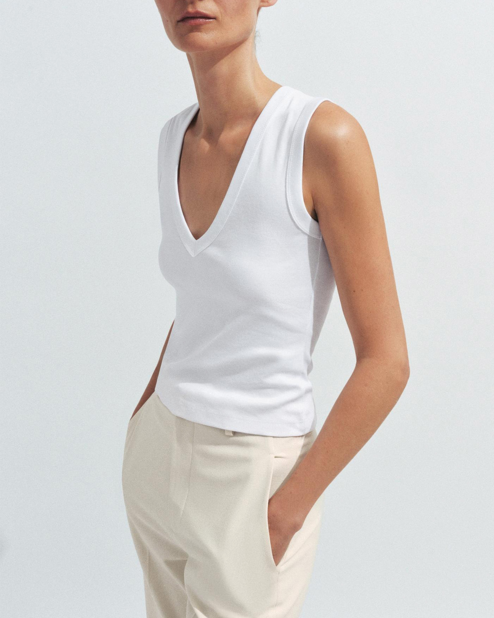 Cotton V-Neck Tank Top - White - S