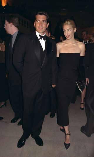 jfk jr carolyn bessette kennedy