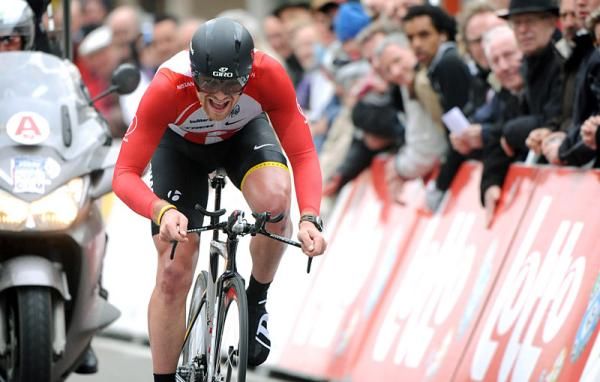 S&eacute;bastien Rosseler (RadioShack) sprints up the finishing straight to take the stage victory.