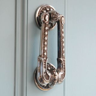How to choose door knockers for period homes