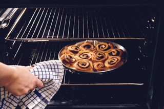 cinnamon buns in a clean oven